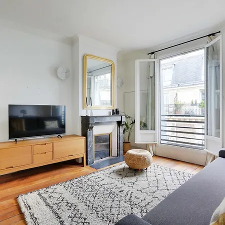 Magnificent Apartment- 1br-4p- Arc De Triomphe דירה *